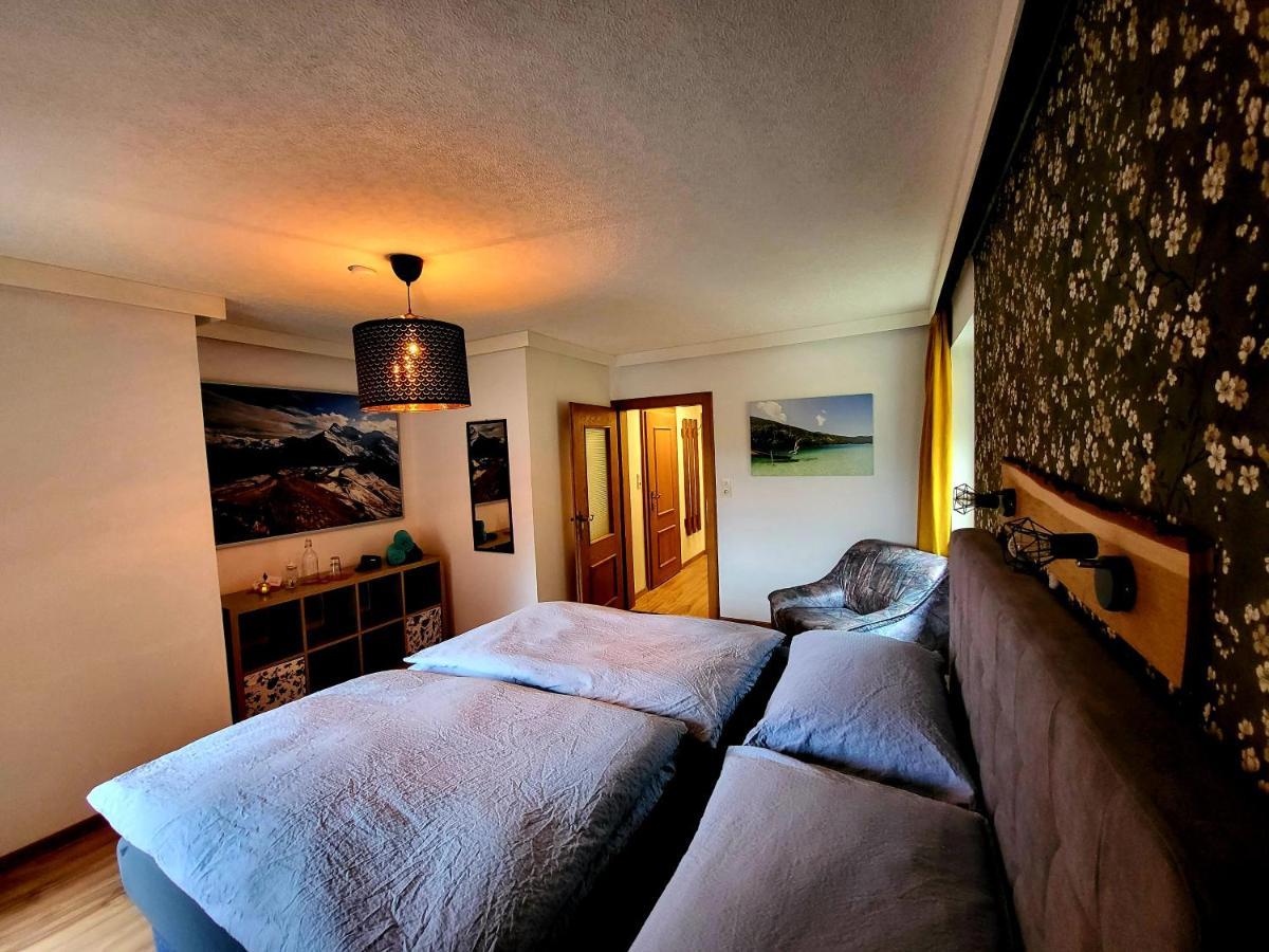 Haus Peter Bed & Breakfast Latschach ober dem Faakersee Luaran gambar