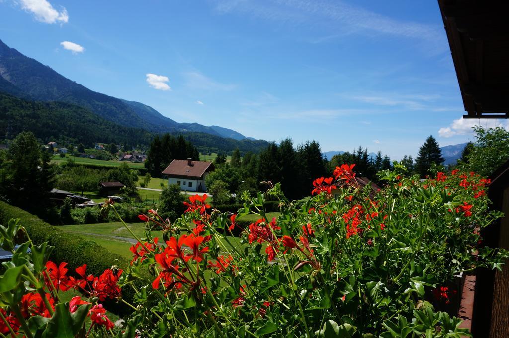 Haus Peter Bed & Breakfast Latschach ober dem Faakersee Luaran gambar