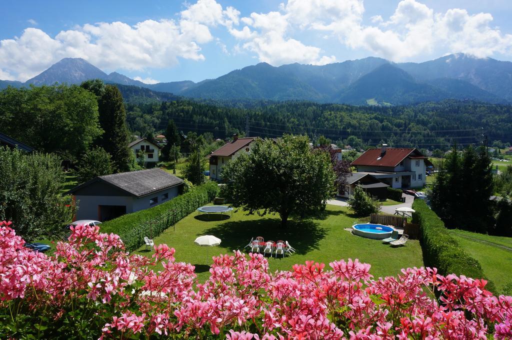 Haus Peter Bed & Breakfast Latschach ober dem Faakersee Luaran gambar