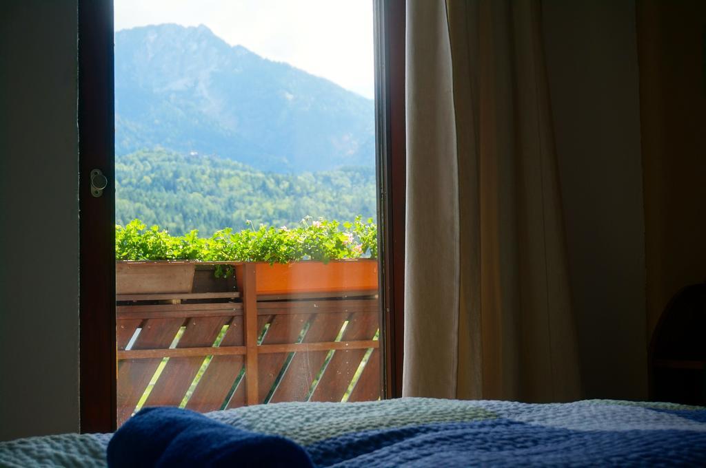 Haus Peter Bed & Breakfast Latschach ober dem Faakersee Luaran gambar