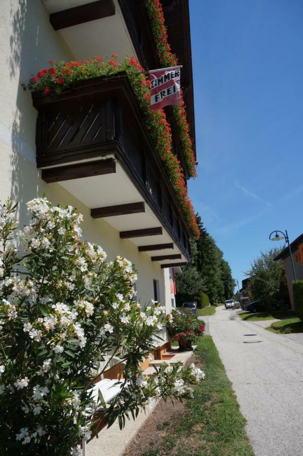 Haus Peter Bed & Breakfast Latschach ober dem Faakersee Luaran gambar